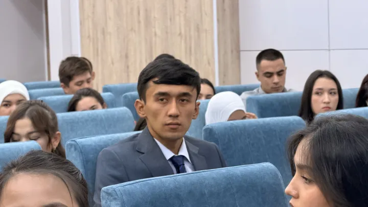 “Rahbar va yoshlar” uchrashuvi