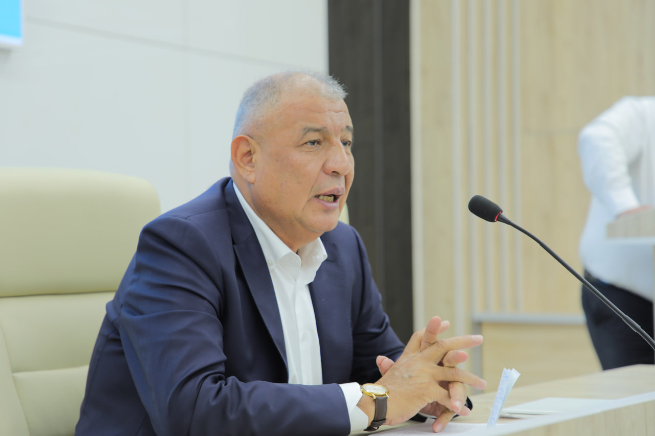 “REKTOR VA YOSHLAR” UCHRASHUVI