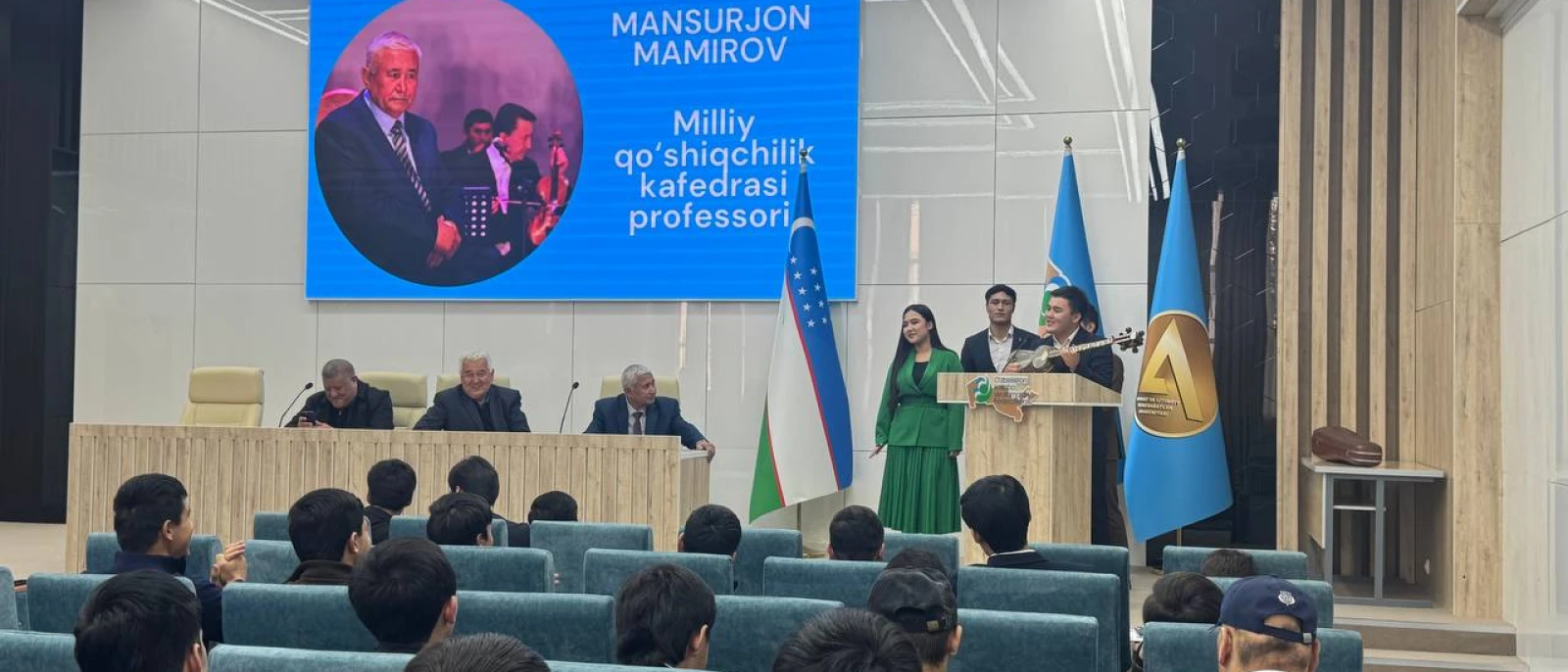 Akademiya talabalari ucun maʼnaviyat soati va taniqli professor bilan ijodiy ucraşuv taşkil etildi